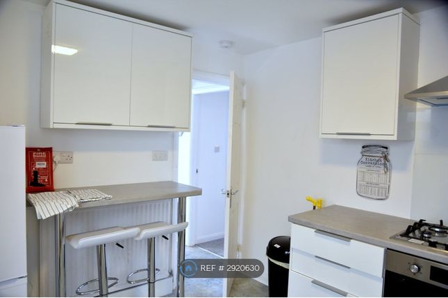 Lindrick Drive, Leicester photo 4
