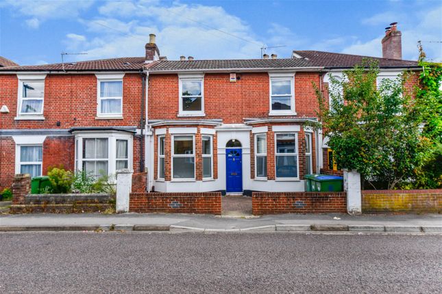 Terraced house to rent in Oxford Road, Southampton, Hampshire
