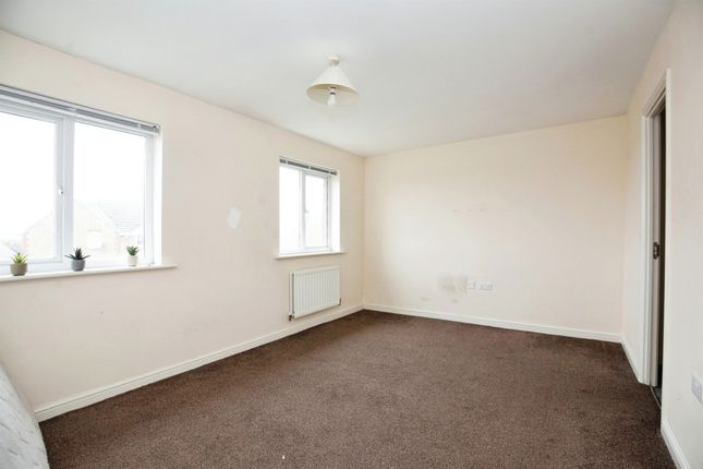 Terraced house for sale in Follager Road, Rugby