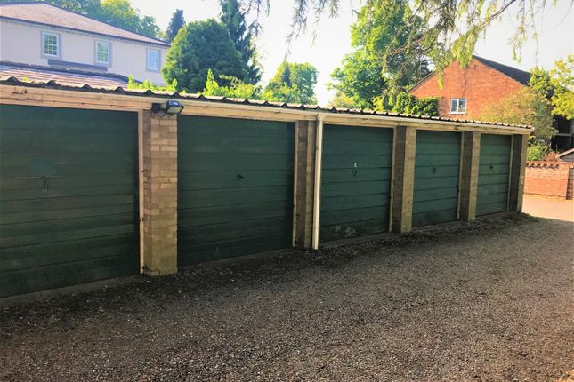 Parking/garage to rent in Coniston Court, Weybridge