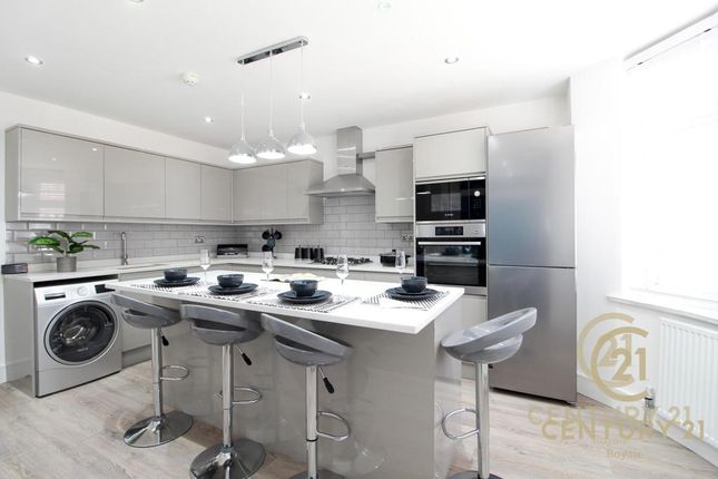 73a, Villiers Avenue, Surbiton photo 5