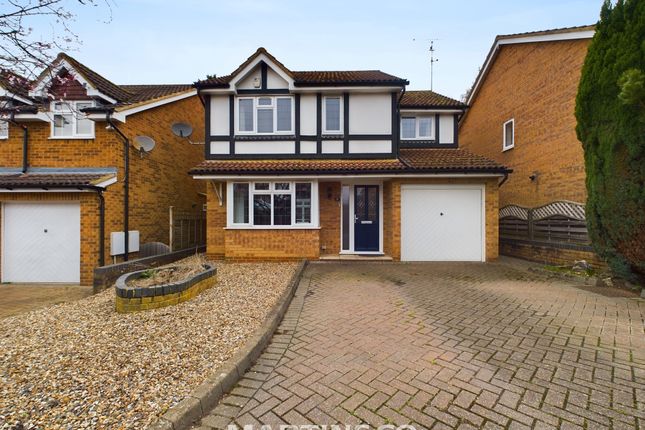 Thumbnail Detached house for sale in Merryweather Close, Finchampstead, Wokingham