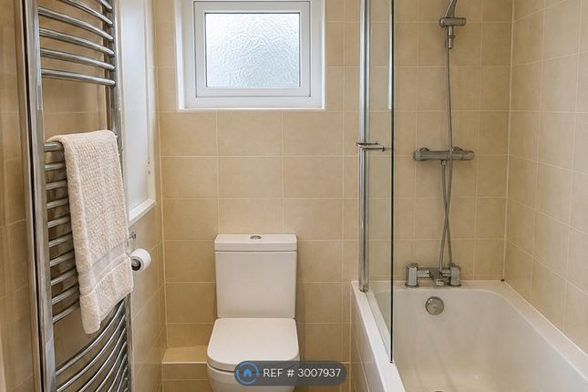 Angrove Close, Yarm photo 2