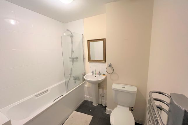 9, Rochforte House , rochford photo 3