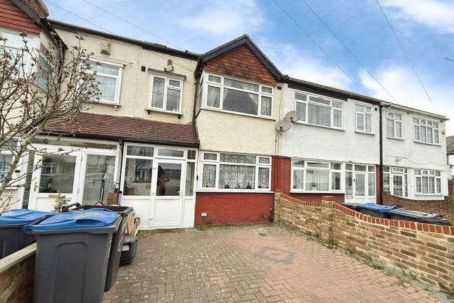4-bed house on 10, Stonecroft Way, Croydon, £415,000