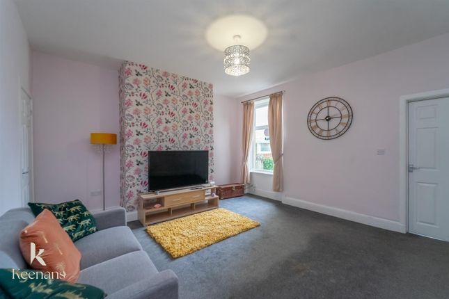 217, Avenue Parade, Accrington photo 3