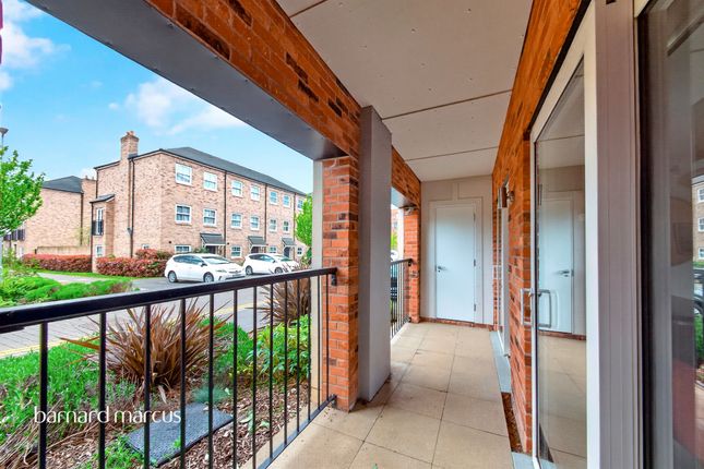 Flat 20, Carmen Court, 35, Toye Avenue, London photo 4