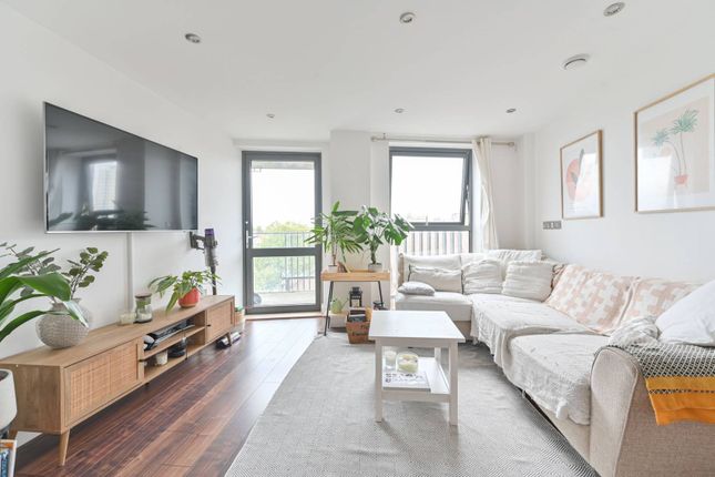 Thumbnail Flat for sale in Howson Court, Bermondsey, London