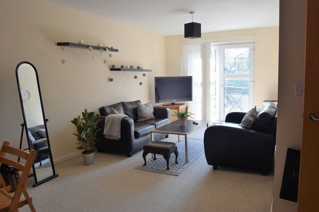 Flat to rent in 28 Ladybarn Lane, Fallowfield, Manchester, Greater Manchester M14