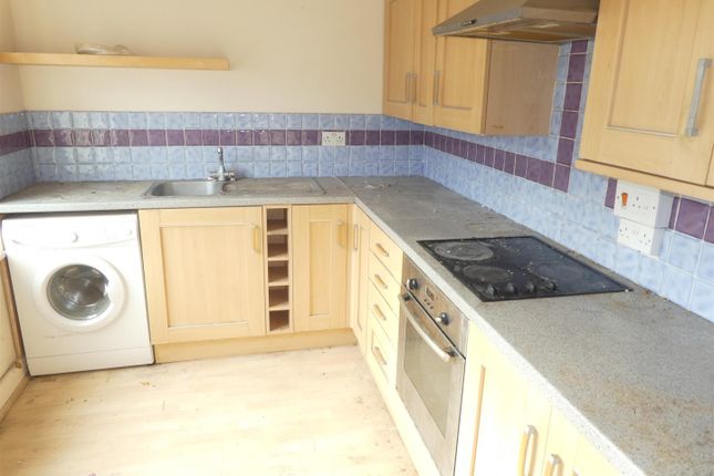 Flat for sale in The Broadway, Potters Bar, Herts