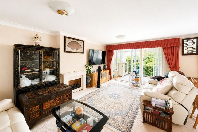 59, Links Drive, Bexhill on Sea photo 2