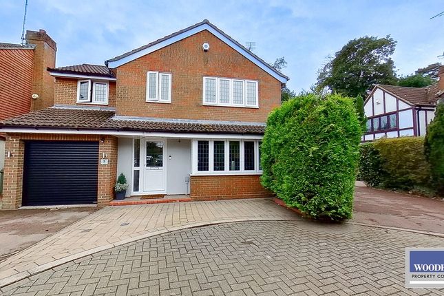 Thumbnail Detached house for sale in The Spur, Cheshunt