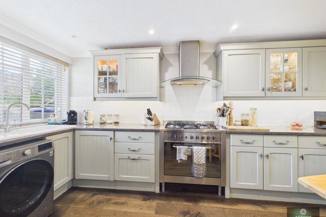 Harper Drive, Crawley photo 2