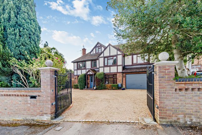 Detached house for sale in The Mount, Rickmansworth, Herts