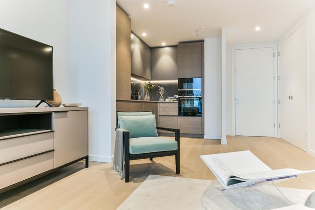 Flat to rent in 10 George Street, Canary Wharf