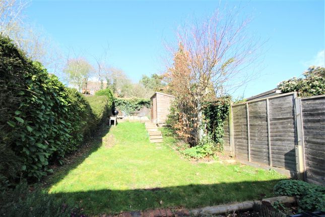 Property for sale in Guildford Park Avenue, Guildford