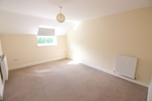 40, Sandown Drive, Bourne photo 4
