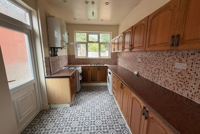 17, Llanberis Grove, Nottingham photo 4