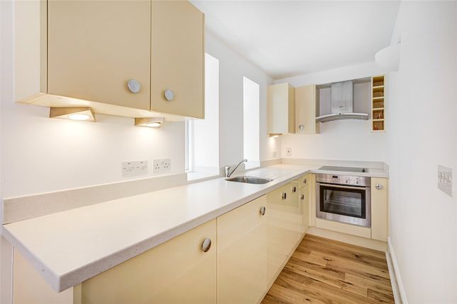 Flat to rent in Brooks Mews, Mayfair