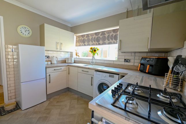 5, Lawns Road, Wimborne photo 4