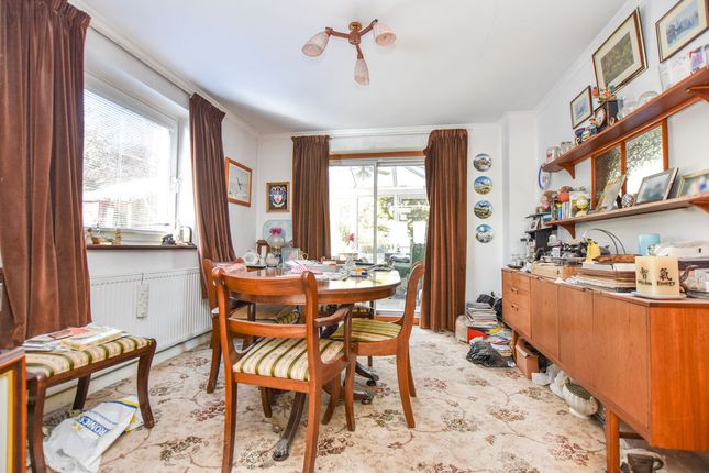 7, Willoughby Drive, Oakham photo 3