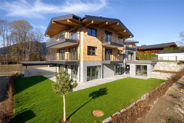 Thumbnail Town house for sale in Townhouse, Kitzbuhel, Tirol, 6370