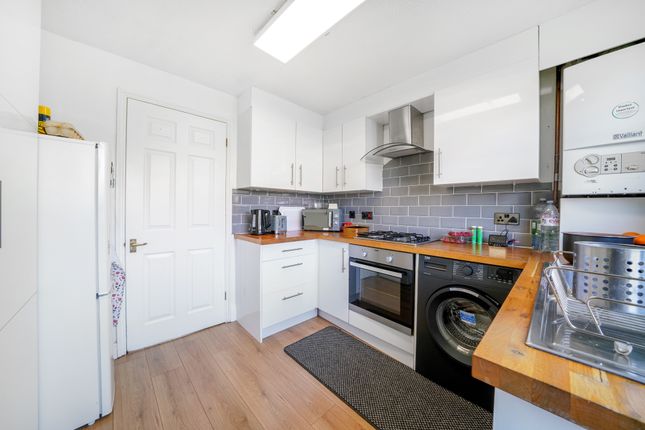 1, Windrush, New Malden photo 4