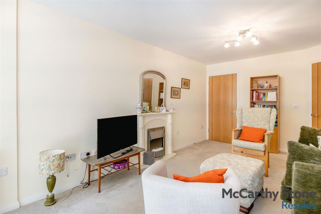 33 Lido Grange, Sandy Lane, Prestatyn photo 3