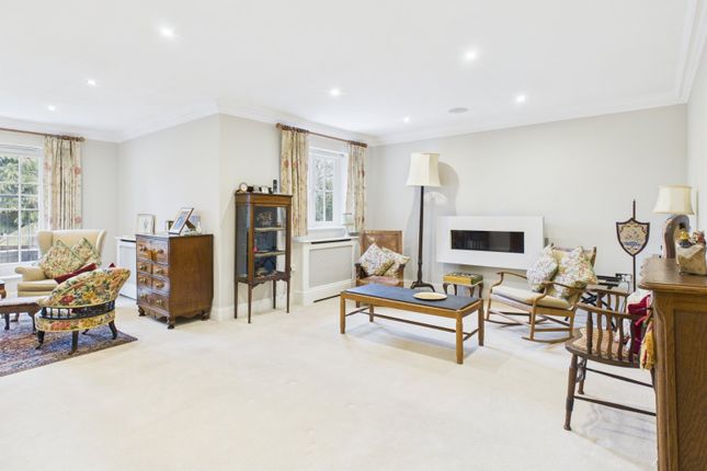 53A, Warwick Road, Buckinghamshire photo 3