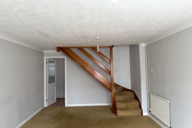 4, Reeves Close, Tonbridge photo 2
