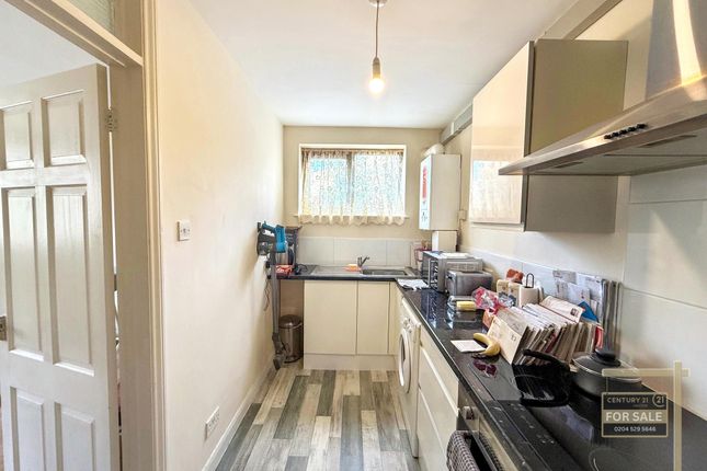 Flat 2, Mabourne Court, Blandford Road, SOUTHALL photo 4