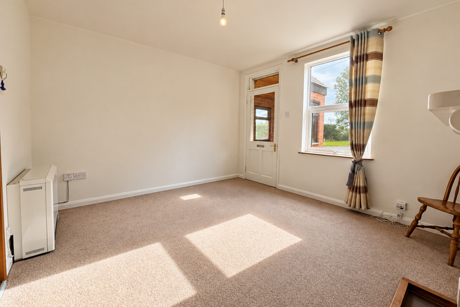 6 Western Cottages, Lutterworth Road, Lutterworth photo 4