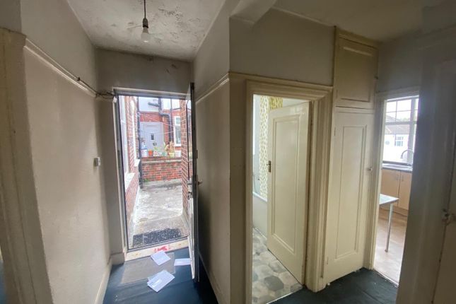 200A, Kenton Road, Harrow photo 2
