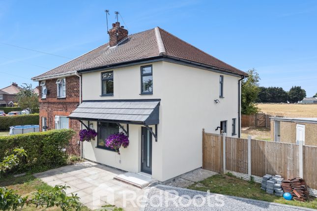 2 Town View Avenue, Scawsby, South Yorkshire photo 3