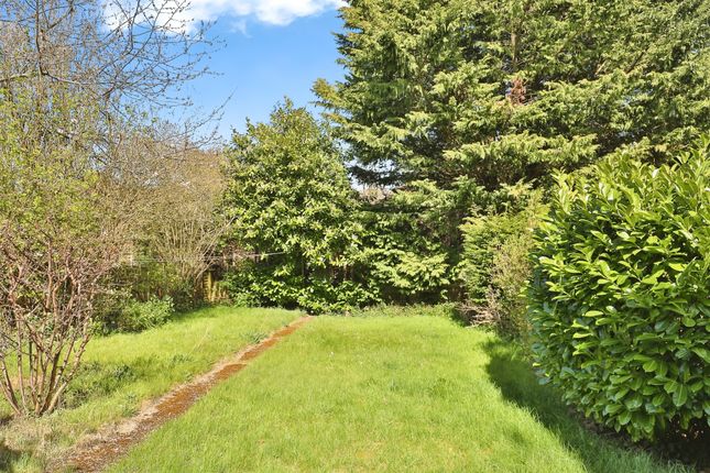8, Coniston Close, Norwich photo 4