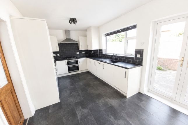 12, Southside, Ferryhill photo 4