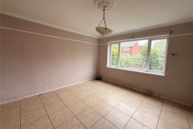 3, Heathcote Gardens, Stockport photo 4