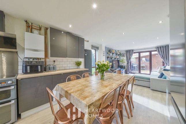 End terrace house for sale in Newgate Close, St. Albans