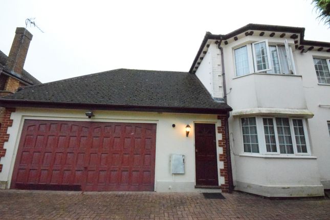 Thumbnail Detached house to rent in St. Albans Road West, Hatfield
