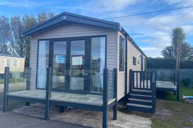 Mobile/park home for sale in Towyn, Abergele