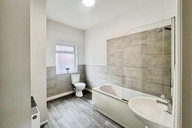 31, Lower St. Stephen Street, Wigan photo 2