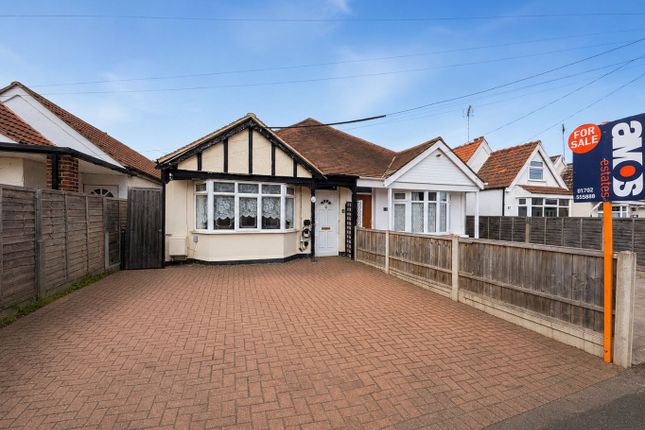 2-bed house on 53 Church Road, Hadleigh, Essex, £295,000