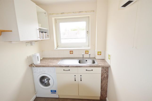 48, Dunbar Street, Wakefield photo 4