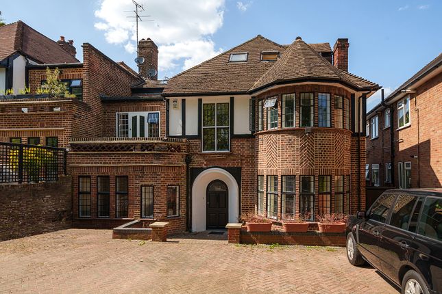 Thumbnail Semi-detached house for sale in Shepherds Hill, Highgate