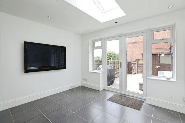 6, Holly Road, NORTHWICH photo 4