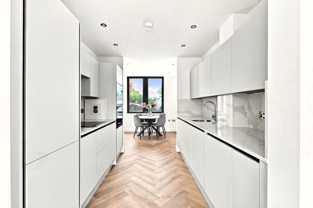 Plot 5 Harrington Place Aycliffe Road, Borehamwood photo 3