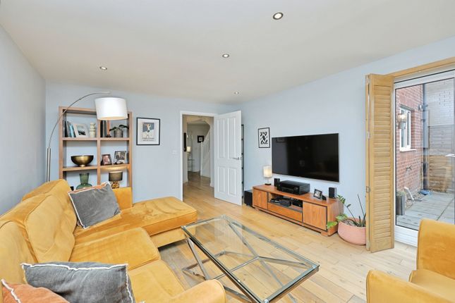 19, Oriole Drive, Norfolk photo 3