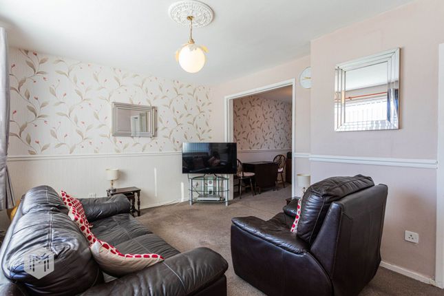 10 Warren Road, Manchester photo 2