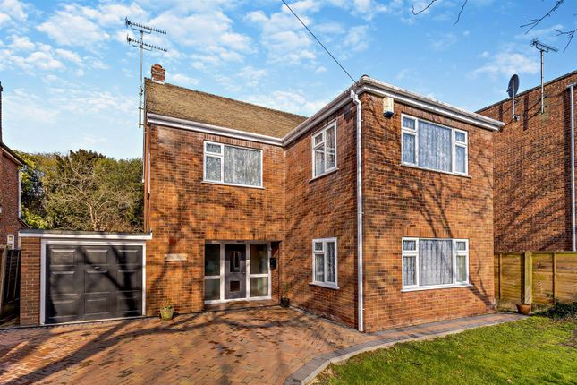 Thumbnail Detached house for sale in Lower Queens Road, Ashford