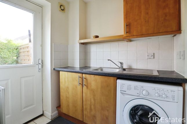 26, Carroll Crescent, Coventry photo 4